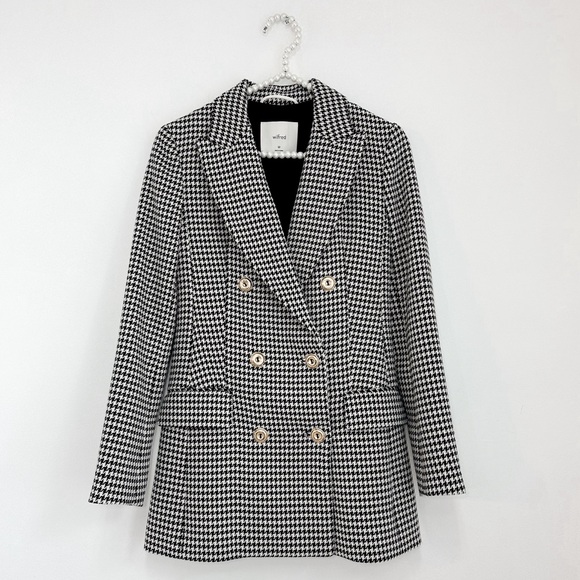 Aritzia Wilfred Houndstooth Double Breasted Margaux Blazer Jacket in Black White - Picture 2 of 9